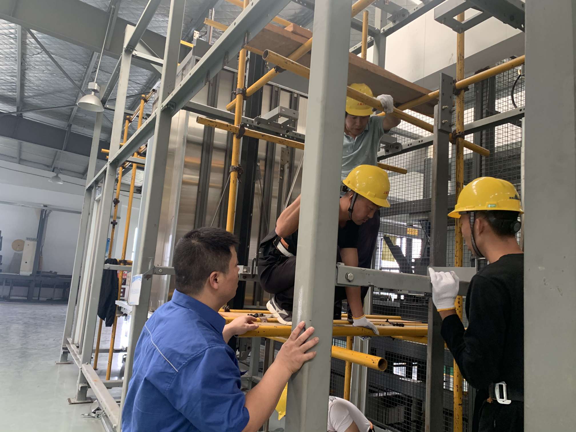    电梯安装培训现场