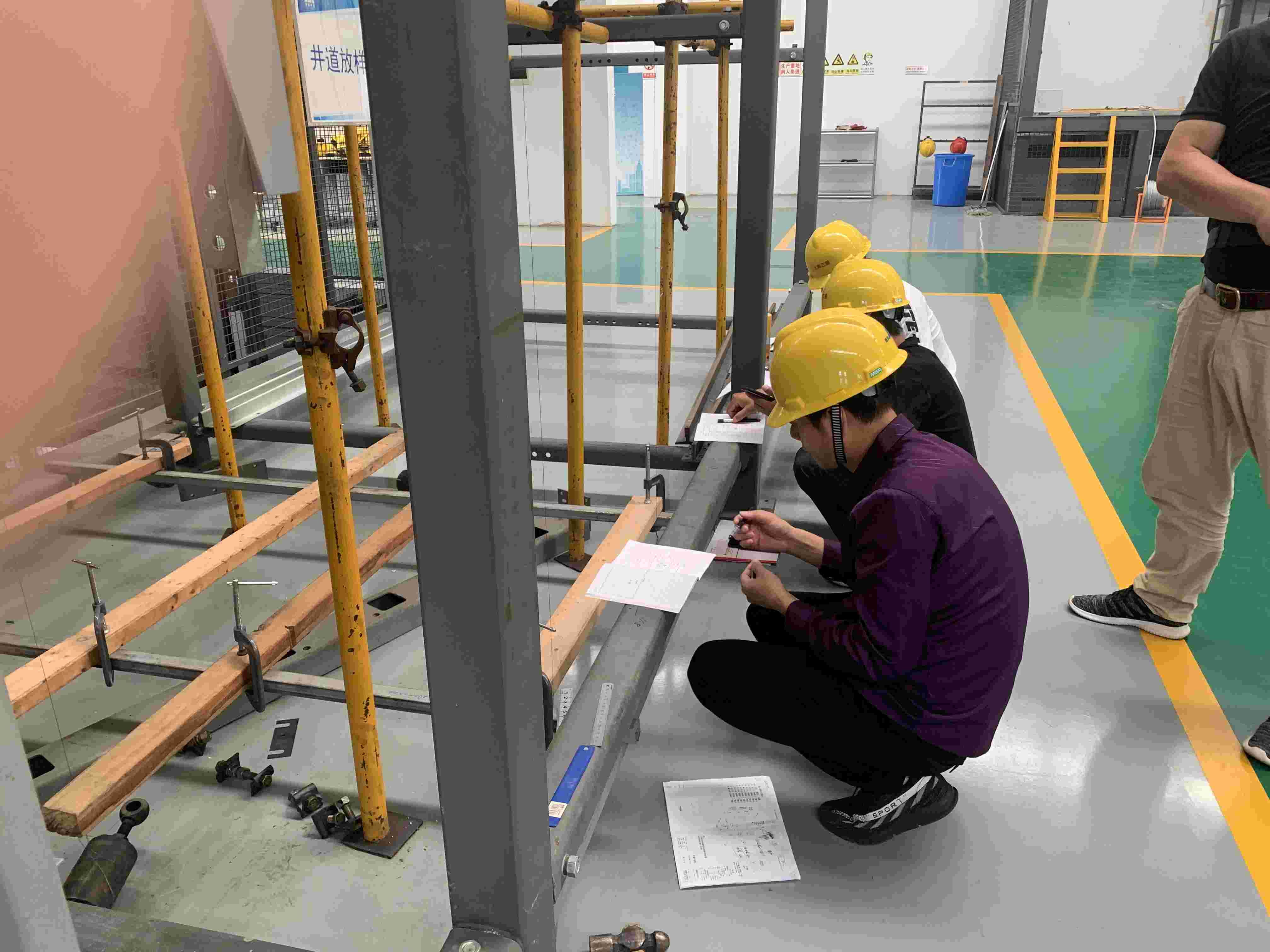   电梯安装培训现场
