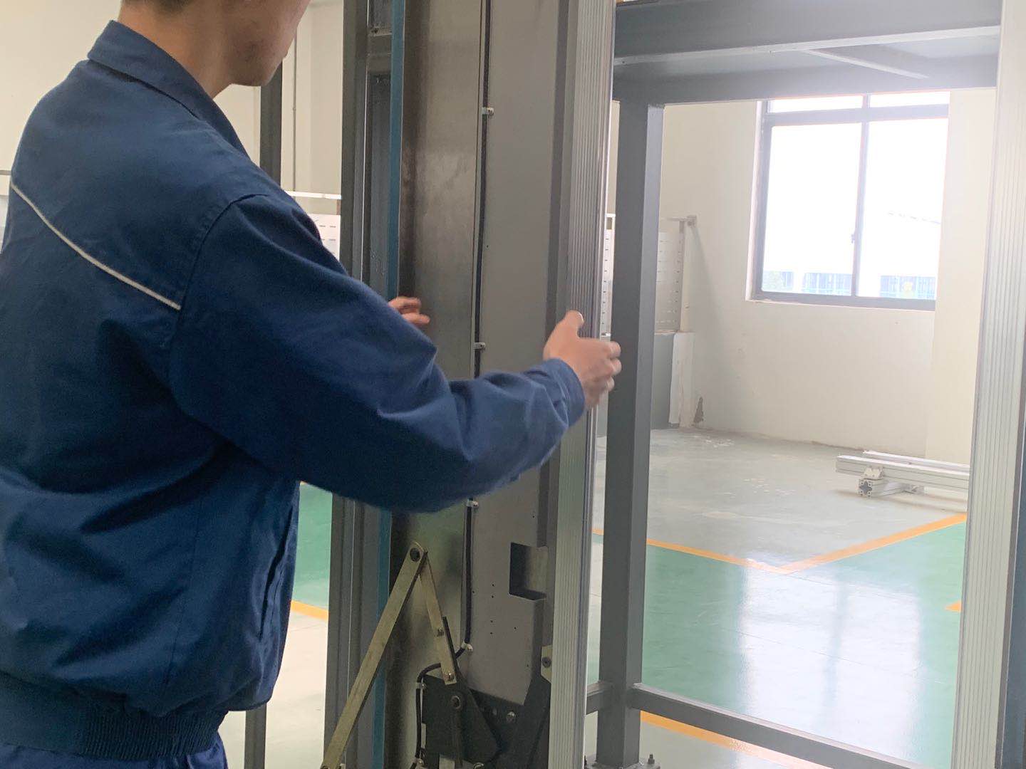    电梯安装培训现场