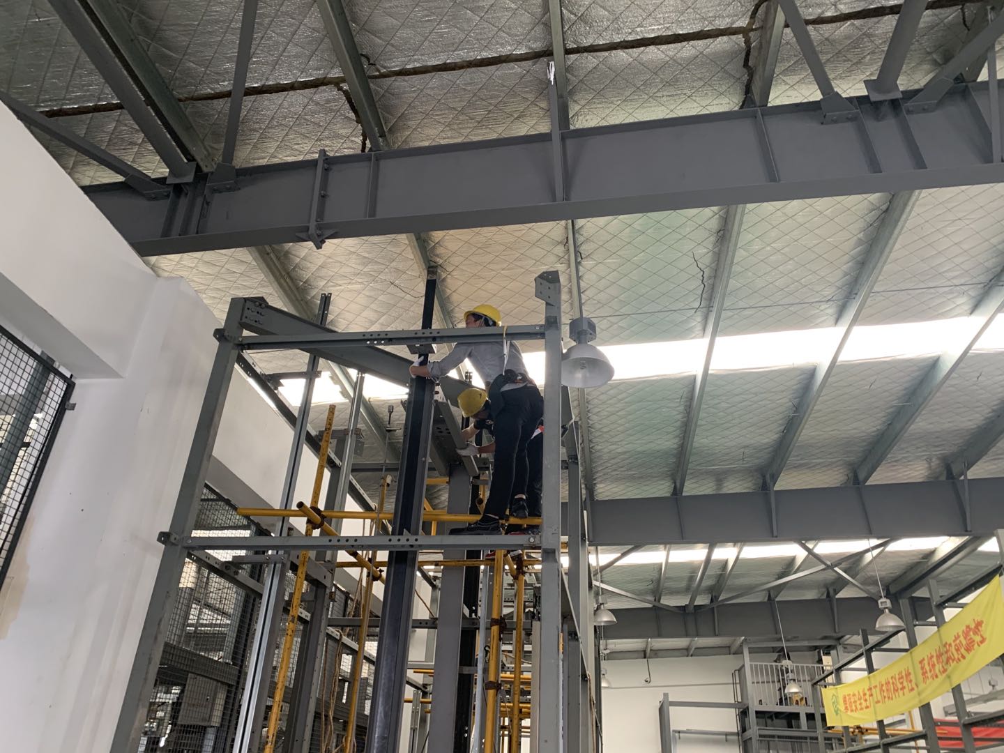    电梯安装培训现场