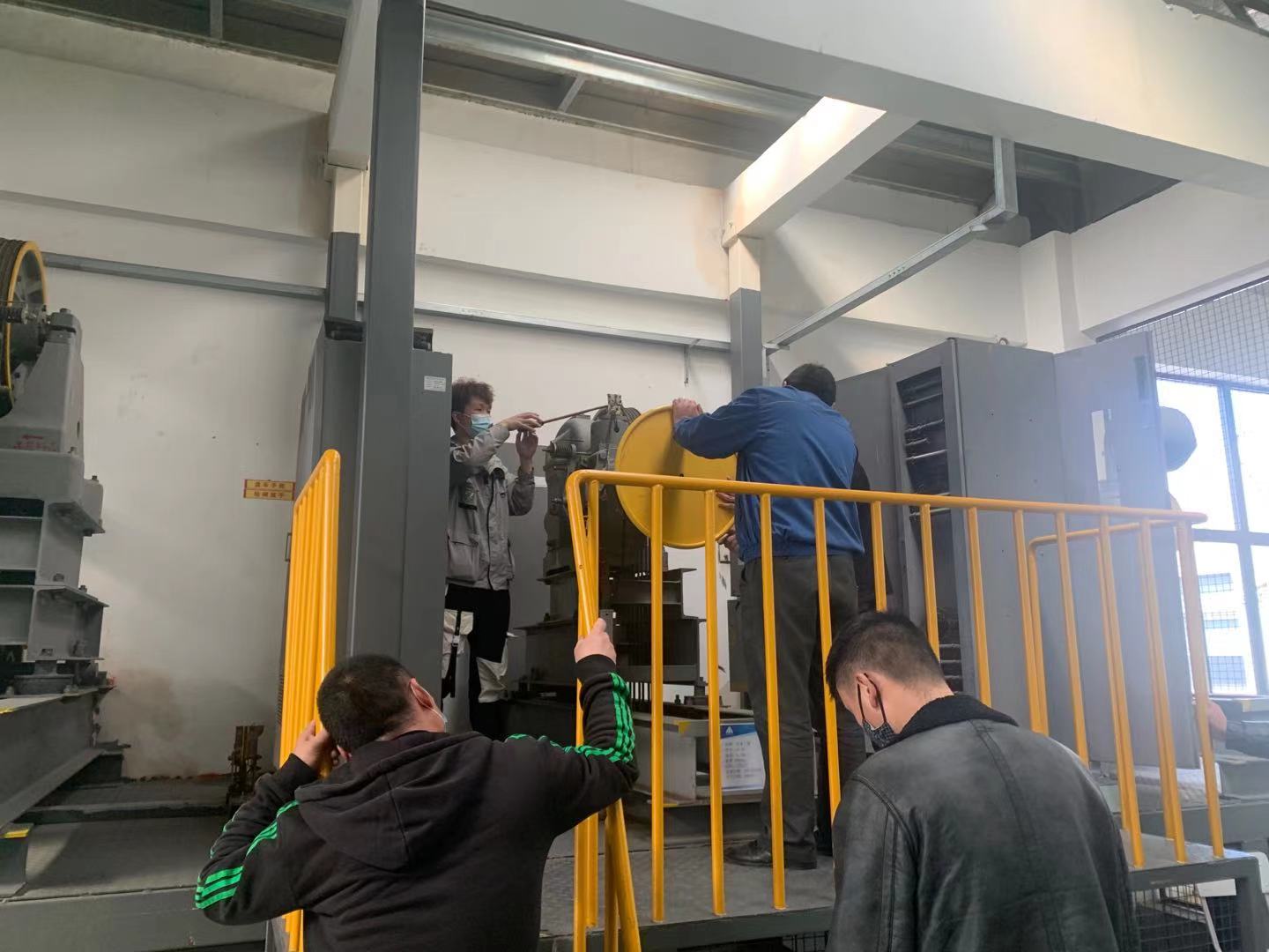    电梯安装培训现场