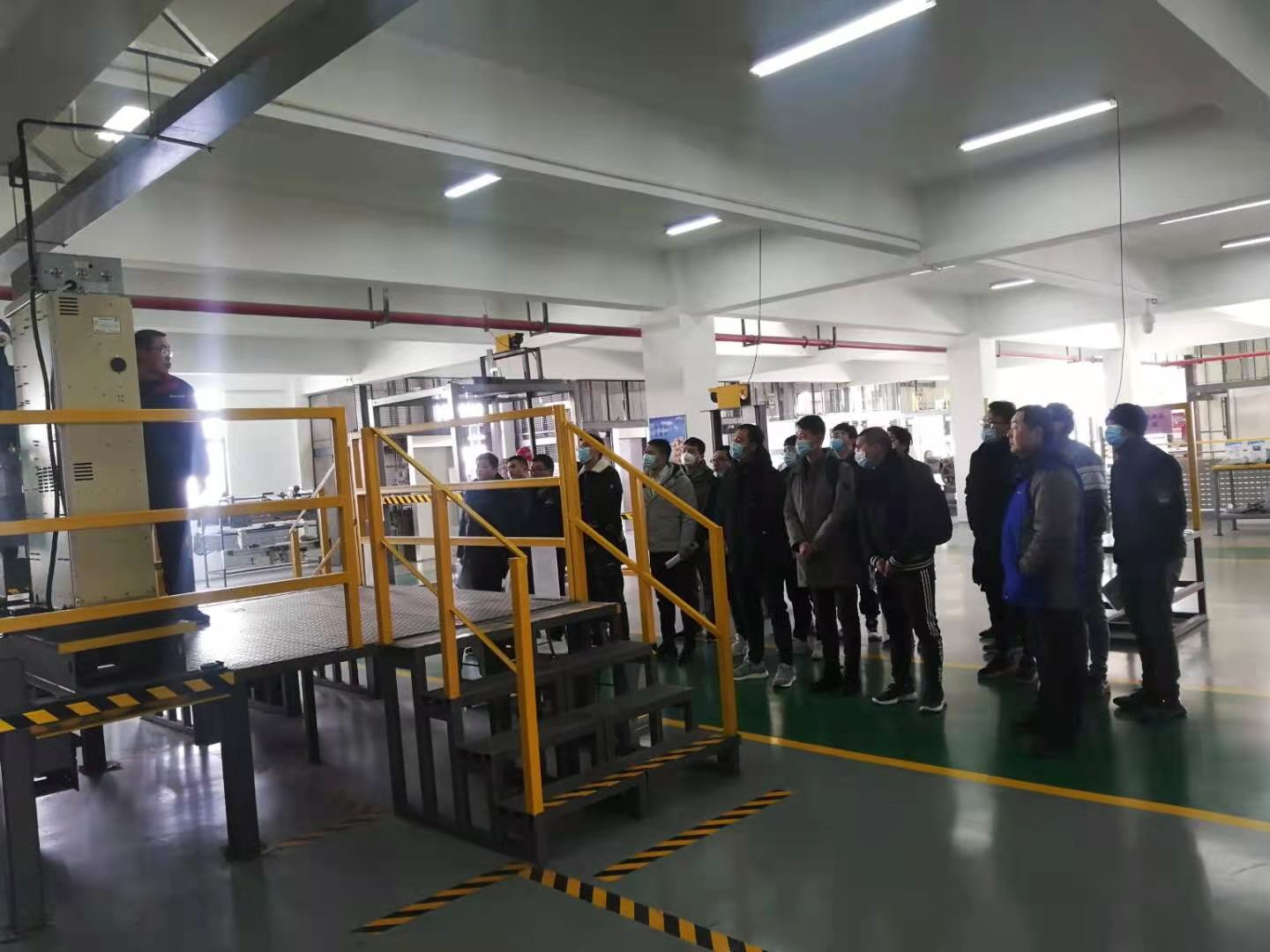    电梯维修保养培训现场