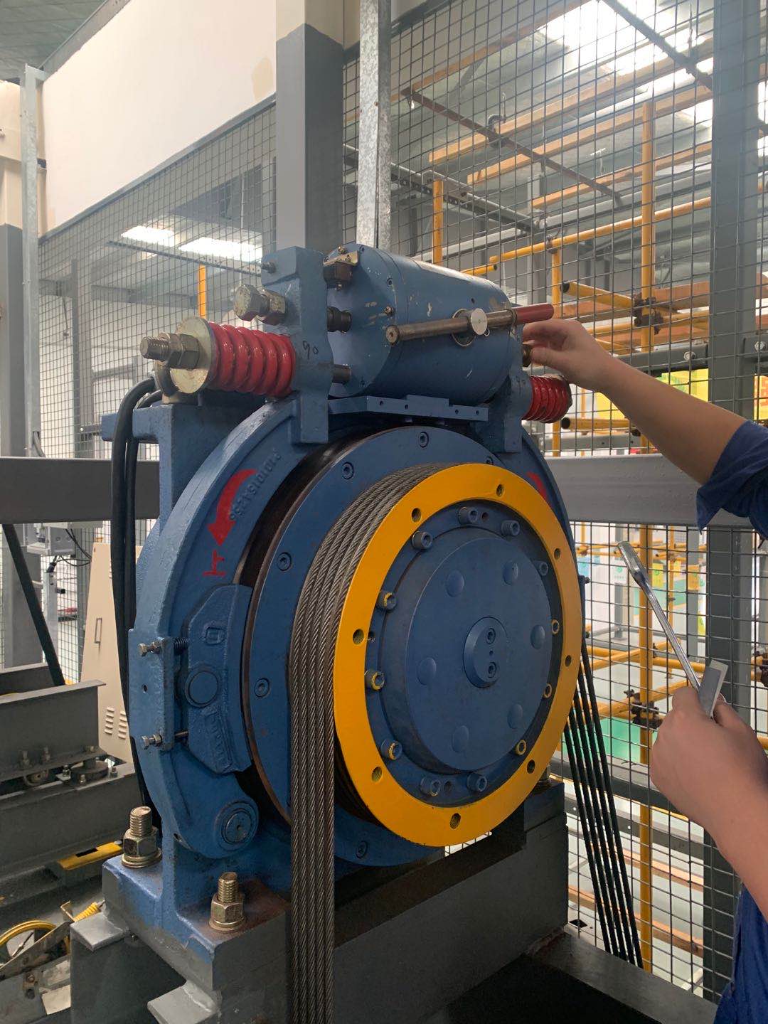    电梯维修保养培训现场