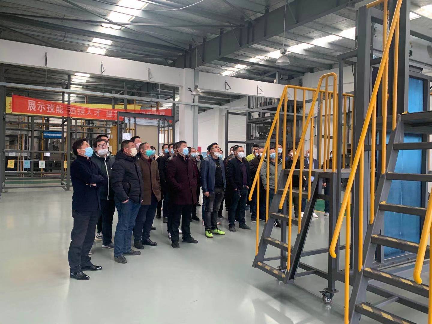   电梯维修保养培训现场
