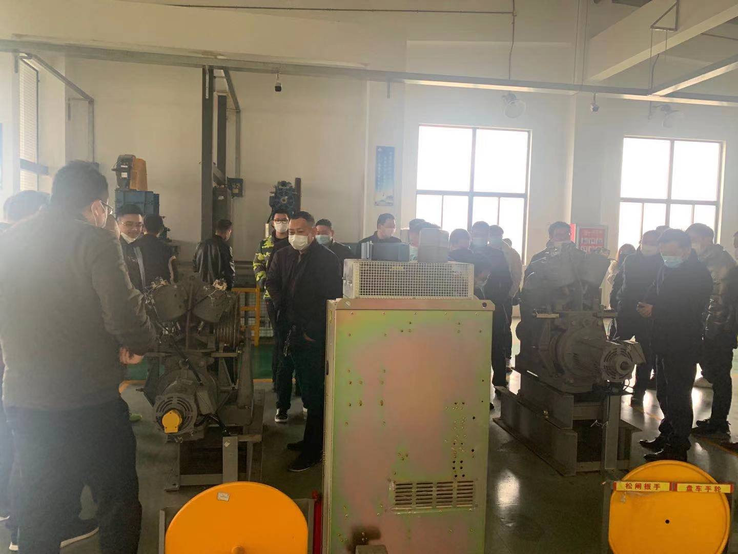    电梯维修保养培训现场